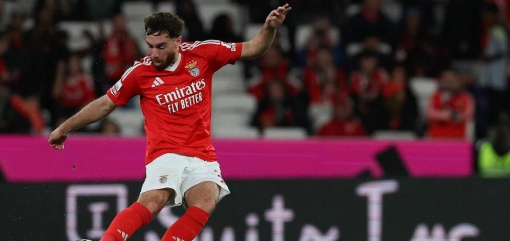 FB娱乐平台-关于葡超今晚走向成谜，国际米兰状态回暖，管理层满意，年轻球员得到机会的信息